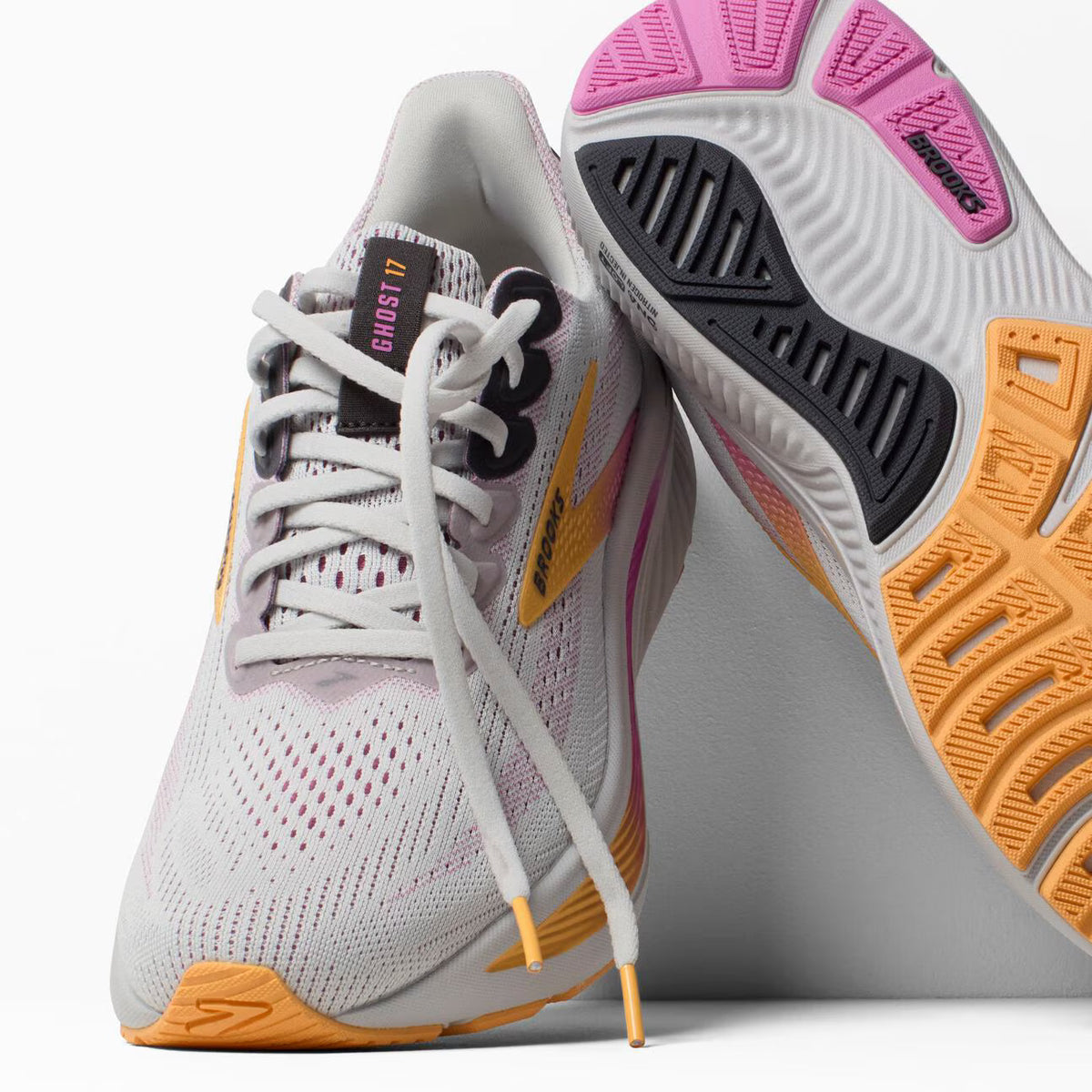 Brooks Women’s Ghost 17 - Oyster/Apricot/Pink