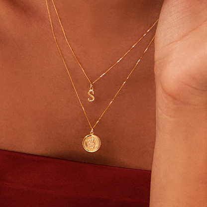 Gold Individual Curve Initial Charm