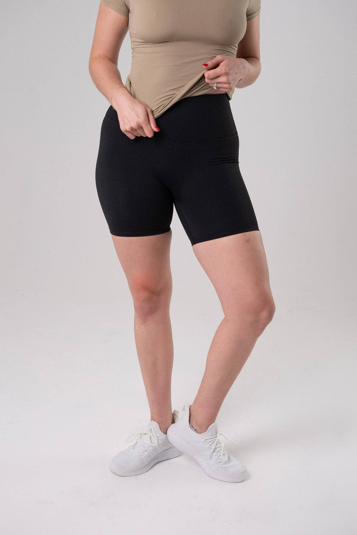 Alyth Active - Relentless gravity midi shorts 5" - Midnight Blue WOMEN